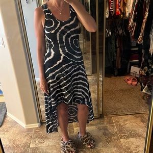 Black tie-dye dress hi low